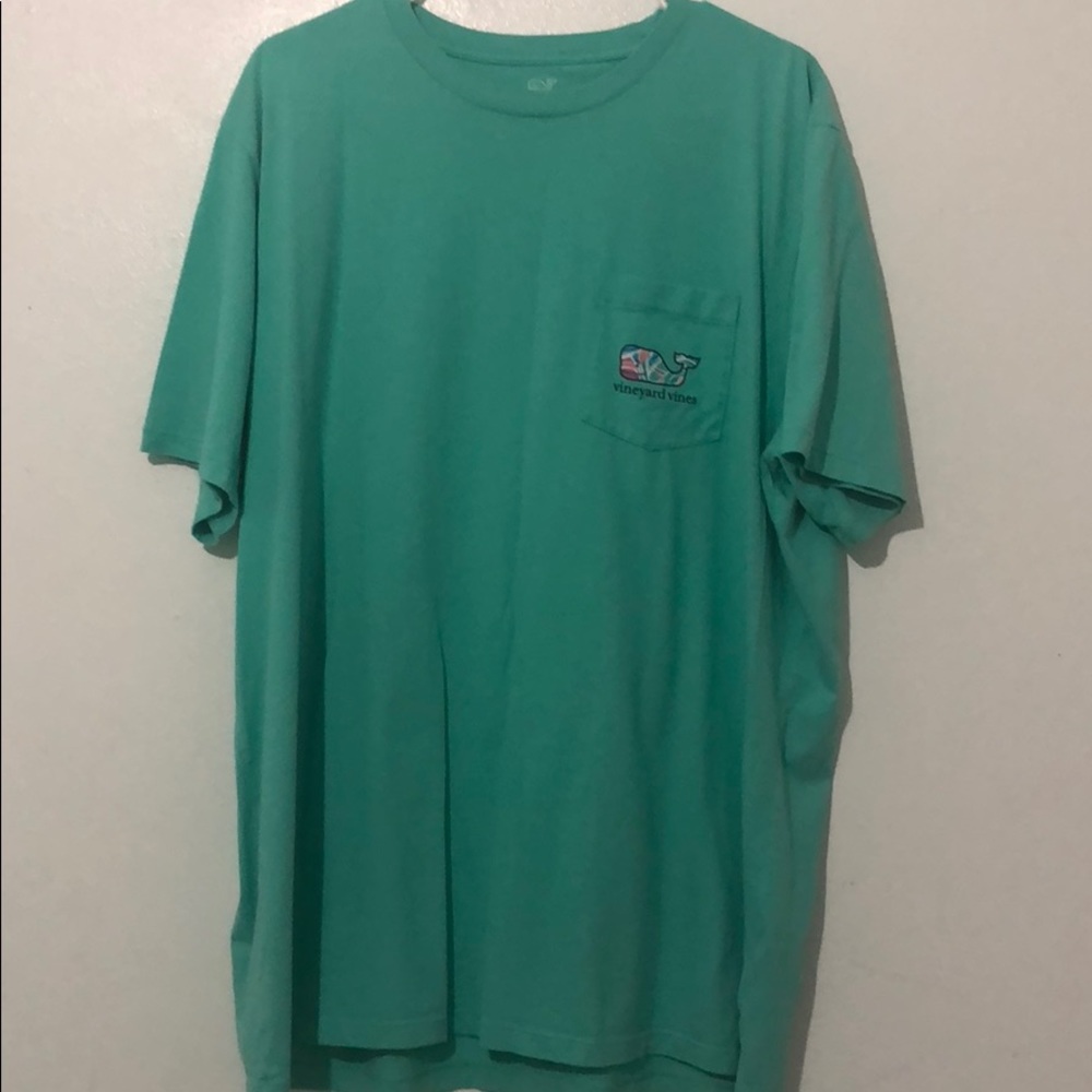 VINEYARDS VINE men tshirt